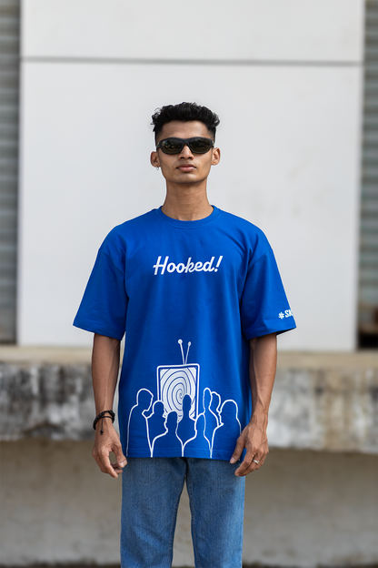 'Hooked' men's tee